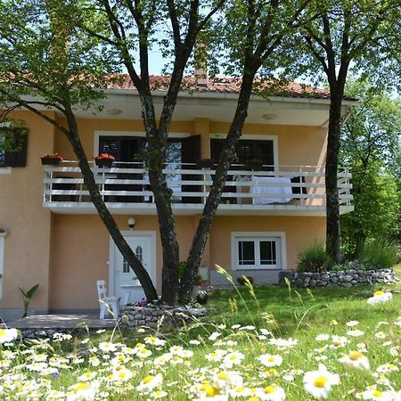 Apartman Kamenar غييكا المظهر الخارجي الصورة