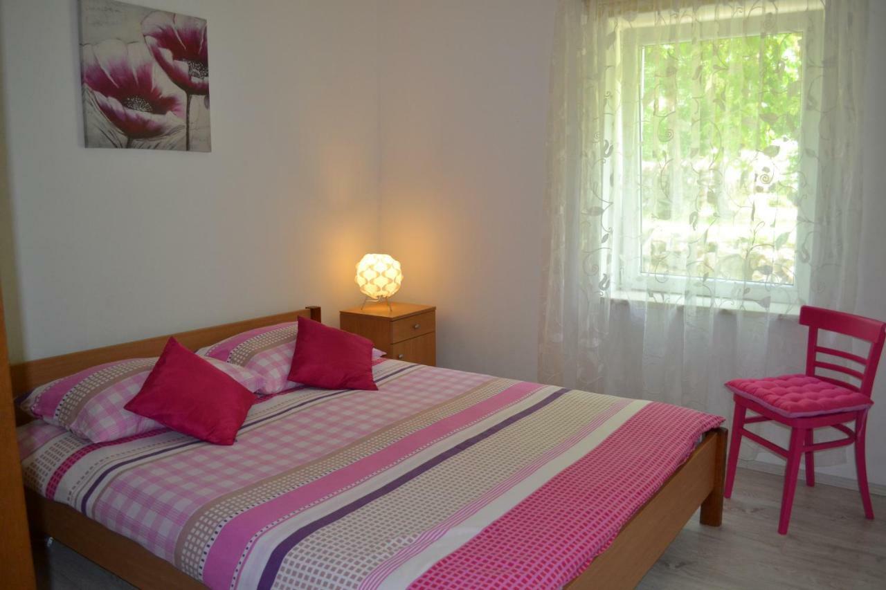 Apartman Kamenar غييكا المظهر الخارجي الصورة